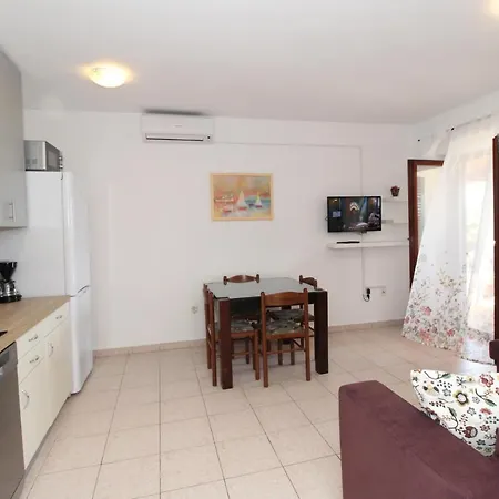 Appartamento By The Sea Mandre, Pag - 6284
