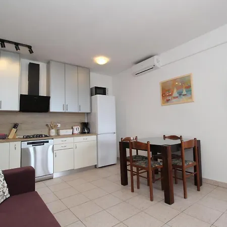 Апартаменты By The Sea Mandre, Pag - 6284