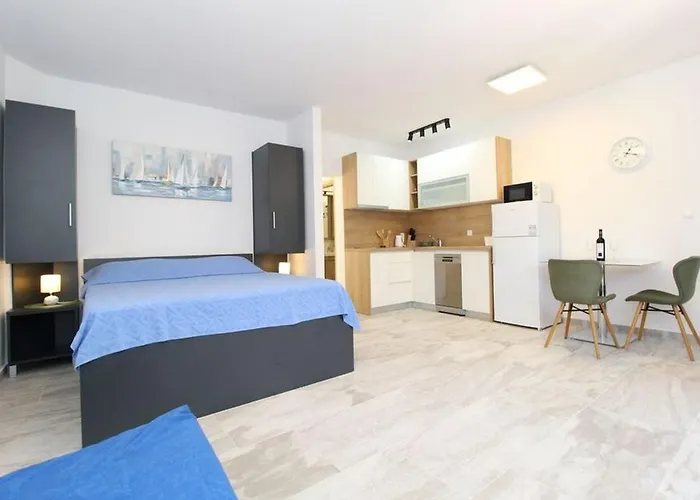 By The Sea Mandre, Pag - 6284 Apartamento Kolan