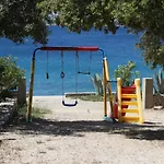 By The Sea Mandre, Pag - 6284 Kolan