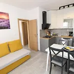 By The Sea Mandre, Pag - 6284 Apartment