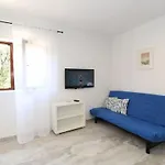 By The Sea Mandre, Pag - 6284 Apartment
