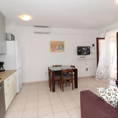 Apartment By The Sea Mandre, Pag - 6284